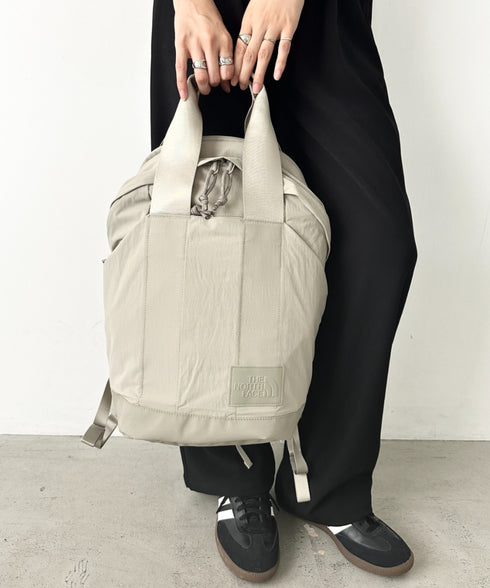 THE NORTH FACE(ザ・ノースフェイス)/A4サイズ収納可能 バックパック リュック デイパック/W NEVER STOP DAYPACK | IM1252046 | グレイッシュベージュ