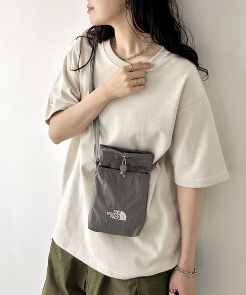 THE NORTH FACE(ザ・ノースフェイス)/ミニショルダー クロスバッグ スマホショルダー ポーチ/SIMPLE STRING BAG MINI | IM1252058 | グレー