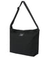 MUCENT(ムセント)/ユニセックス ワンポイントロゴ ショルダーバッグ メッセンジャー クロスボディバッグ/Syner Messenger Crossbody BAG UNISEX | AT1252077 | ブラック