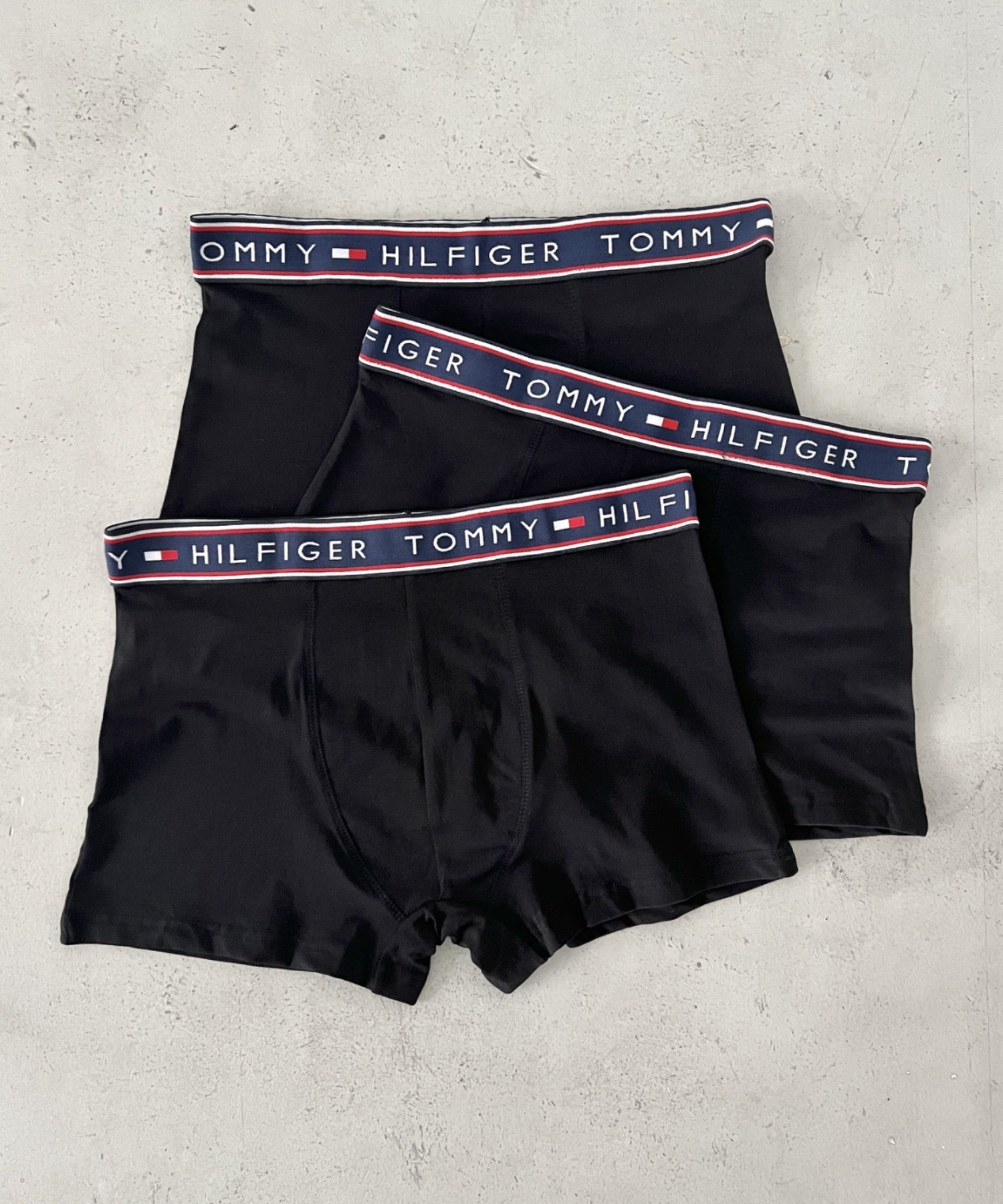 TOMMY HILFIGER(トミーヒルフィガー) – Outfitter lab