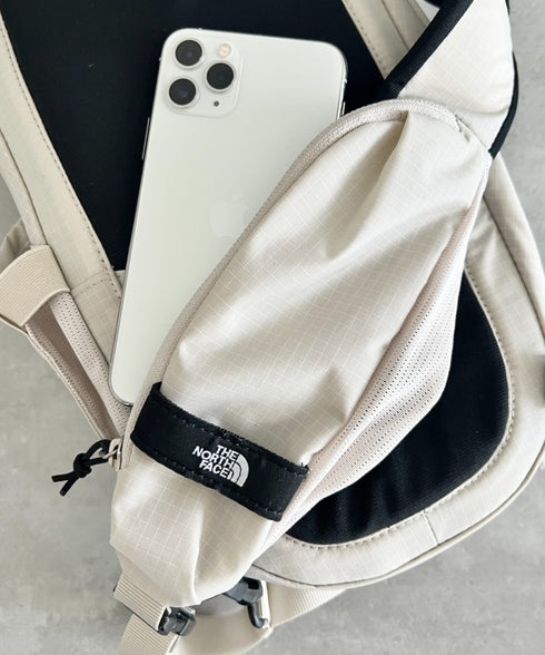 THE NORTH FACE(ザ・ノースフェイス)/軽量 ショルダー クロスボディバッグ スリングバッグ/BOREALIS SLING BAG | IM1252104 | ホワイト