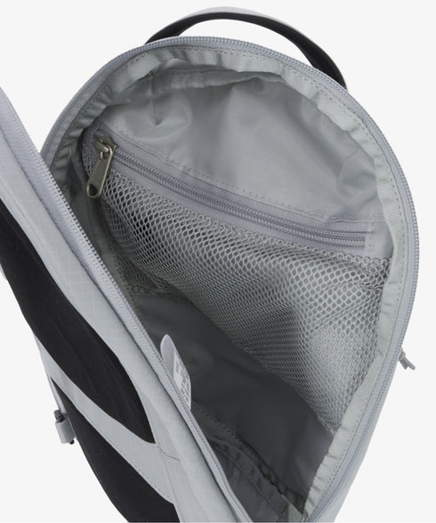THE NORTH FACE(ザ・ノースフェイス)/軽量 ショルダー クロスボディバッグ スリングバッグ/BOREALIS SLING BAG | IM1252104 | ライトグレー
