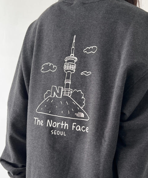 THE NORTH FACE(ザ・ノースフェイス)/バックプリント コットン スウェット クルーネック 大きめサイズあり/M'S SEOUL FOUR SEASONS SWEATSHIRTS | IM2253020 | チャコールグレー