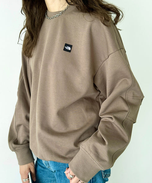THE NORTH FACE(ザ・ノースフェイス)/ワンポイント ロゴ スウェット サイズ展開豊富 大きめサイズあり/ESSENTIAL SWEATSHIRTS | IM2253022 | ブラウン