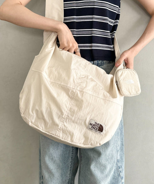 THE NORTH FACE(ザ・ノースフェイス)/A4対応 軽量 大容量 ショルダー ホーボーバッグ/WL HOBO SHOULDER BAG L | IM1253024 | クリーム