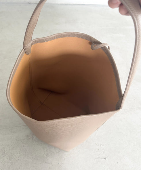 通勤通学にお勧め　PUバケツトートバッグ | MD1253033 | グレイッシュベージュ