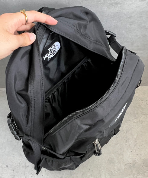 THE NORTH FACE(ザ・ノースフェイス)/A4サイズ対応 18L バックパック リュック アウトドア/MINI SHOT | IM1253060 | ブラック