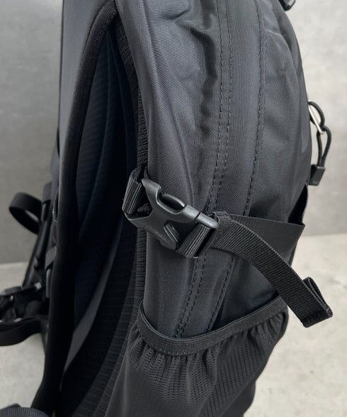 THE NORTH FACE(ザ・ノースフェイス)/A4サイズ対応 18L バックパック リュック アウトドア/MINI SHOT | IM1253060 | ブラック
