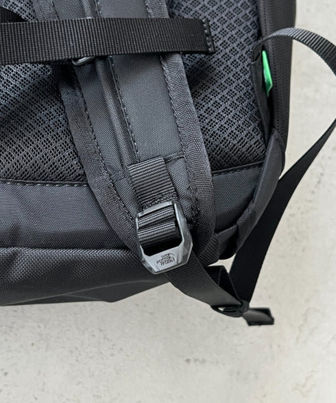 THE NORTH FACE(ザ・ノースフェイス)/A4サイズ対応 18L バックパック リュック アウトドア/MINI SHOT | IM1253060 | ブラック