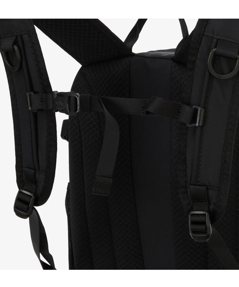 THE NORTH FACE(ザ・ノースフェイス)/A4サイズ対応 18L バックパック リュック アウトドア/MINI SHOT | IM1253060 | ブラック