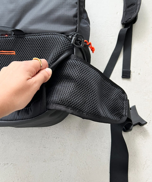 日本未発売 THE NORTH FACE(ザ・ノースフェイス)/2WAY A4サイズ収納 大容量 リュック バックパック ヒップサック/BOREALIS CONVERTIBLE PACK | IM1253059 | ブラック