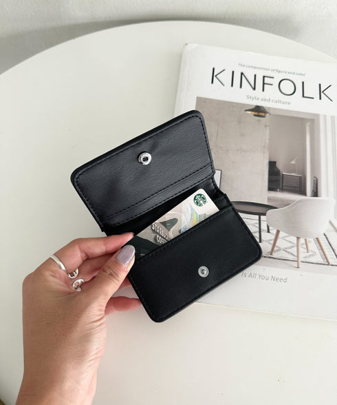 ギャザーデザインコンパクトカードケース | MD6253047 | ブラック