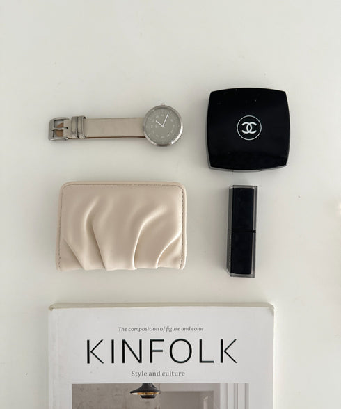 ギャザーデザインコンパクトカードケース | MD6253047 | アイボリー