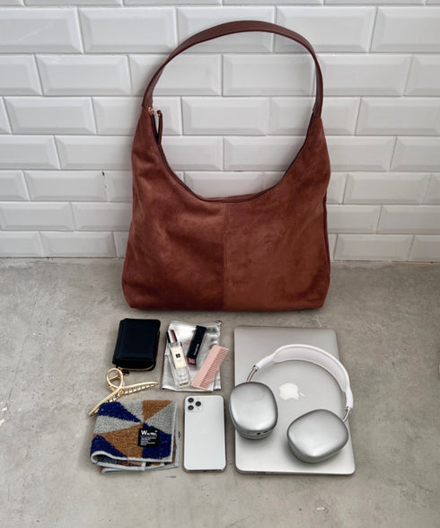 【A4サイズ対応】フェイクスエードショルダーバッグ | CL1256025 | キャメル