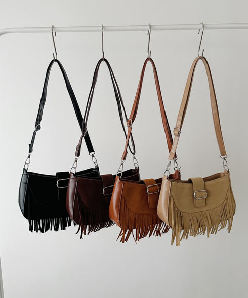 ベルトフリンジショルダーバッグ | CL1256028 | ブラック