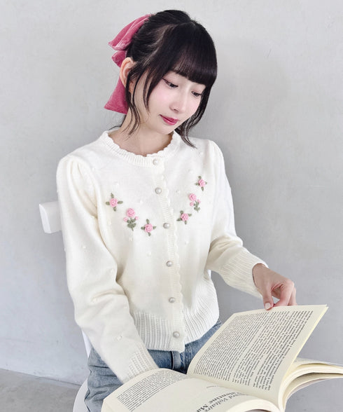 ローズ刺繍ニットカーディガン | LO2256058 | アイボリー