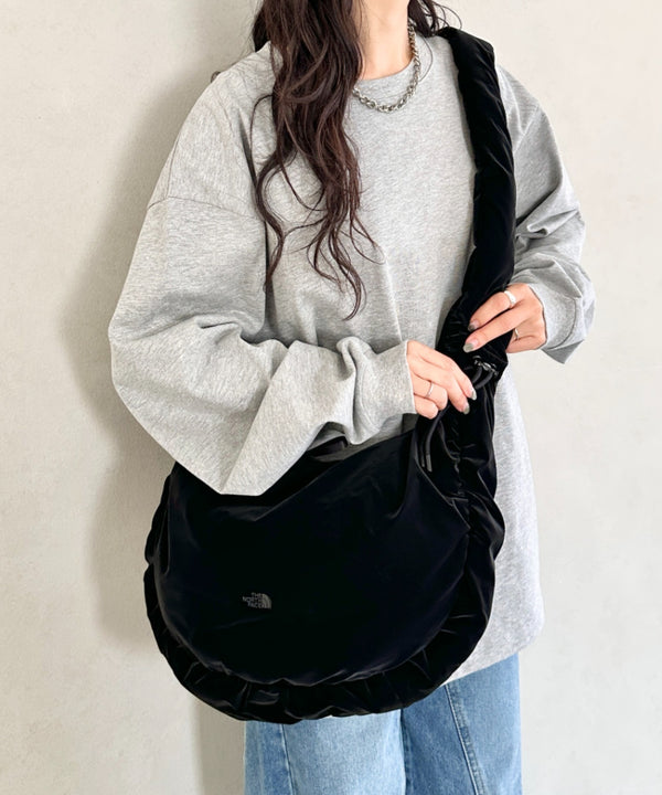 THE NORTH FACE(ザ・ノースフェイス)/A4対応 軽量 大容量 ショルダー 肩掛けバッグ シャーリング ホーボーバッグ/BONNEY HOBO BAG L | IM1253075 | ブラック系その他