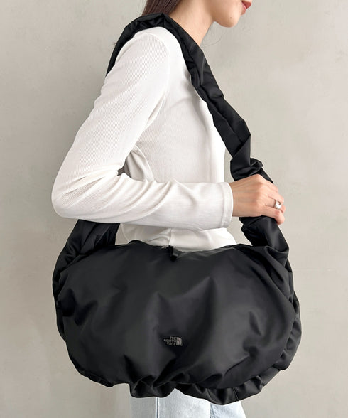 THE NORTH FACE(ザ・ノースフェイス)/A4対応 軽量 大容量 ショルダー 肩掛けバッグ シャーリング ホーボーバッグ/BONNEY HOBO BAG L | IM1253075 | ブラック