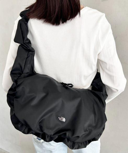 THE NORTH FACE(ザ・ノースフェイス)/A4対応 軽量 大容量 ショルダー 肩掛けバッグ シャーリング ホーボーバッグ/BONNEY HOBO BAG L | IM1253075 | ブラック