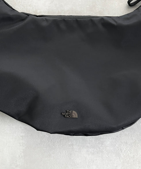 THE NORTH FACE(ザ・ノースフェイス)/A4対応 軽量 大容量 ショルダー 肩掛けバッグ シャーリング ホーボーバッグ/BONNEY HOBO BAG L | IM1253075 | ブラック