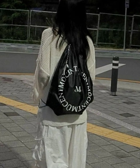 MUCENT(ムセント)/大容量 防水 ナップサック ジムサック/ARC LOGO GYM SACK | AT1253081 | ブラック