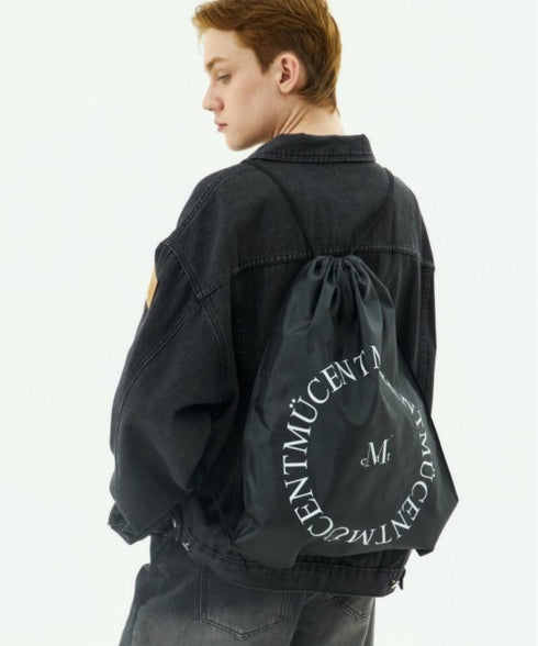MUCENT(ムセント)/大容量 防水 ナップサック ジムサック/ARC LOGO GYM SACK | AT1253081 | ブラック