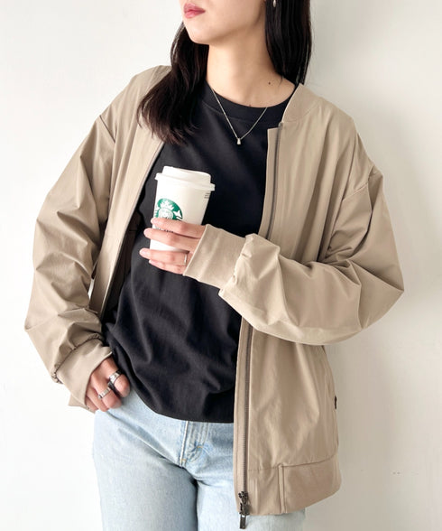 THE NORTH FACE(ザ・ノースフェイス)/軽量 ワンポイントロゴ ジャケット ノーカラーブルゾン/M'S STUD BOMBER | IM2253078 | ダークベージュ