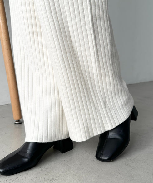 リブニットストレートパンツ | CL2254004 | アイボリー