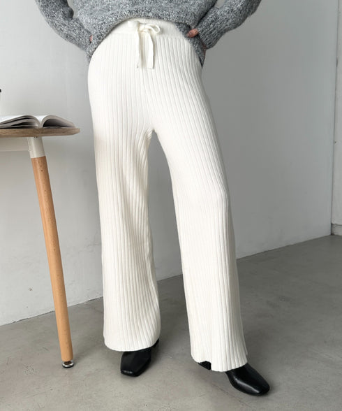 リブニットストレートパンツ | CL2254004 | アイボリー
