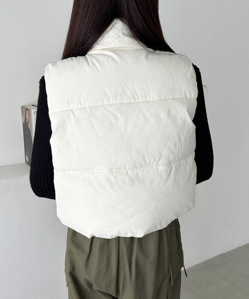スタンドカラーコンパクトショート丈中綿ベスト | CL2256055 | アイボリー