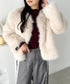 ノーカラーショート丈フェイクファージャケット | CL2256058 | アイボリー