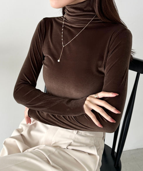 メロウハイネックシアーベロアトップス | CL2253036 | ブラウン