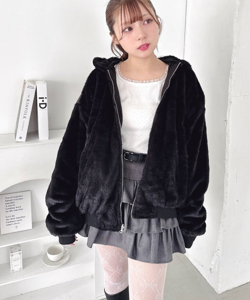 【リバーシブル】フェイクファーフーディ2WAYブルゾン | LO2254022 | ブラック