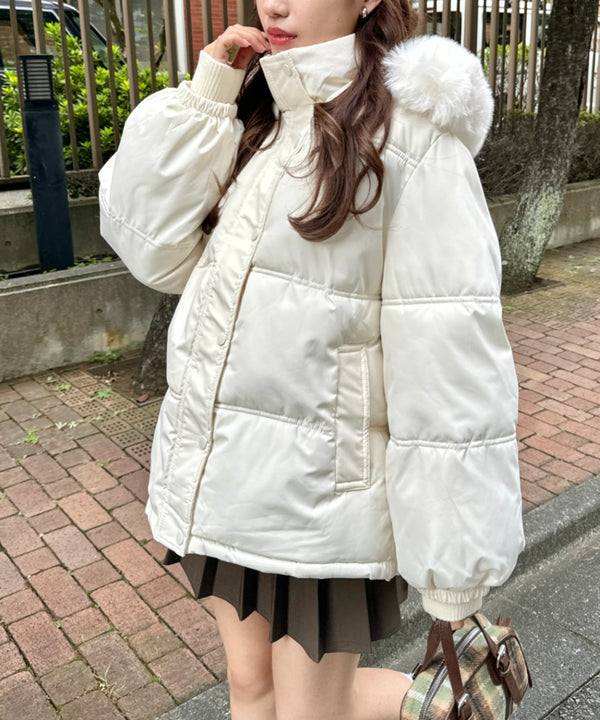 ボリュームフェイクファーフードパデッドジャケット | LO2254038 | アイボリー