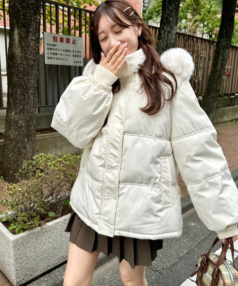 ボリュームフェイクファーフードパデッドジャケット | LO2254038 | アイボリー
