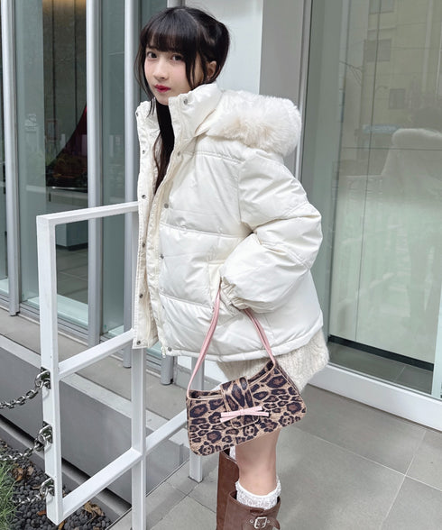 ボリュームフェイクファーフードパデッドジャケット | LO2254038 | アイボリー