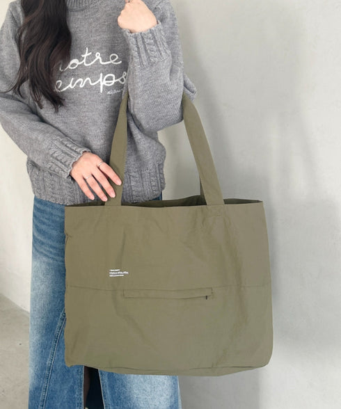 【A4収納可能】ナイロン軽量大容量トートバッグ マザーズバッグ トラベルバッグ ユニセックス | MD1256055 | カーキ