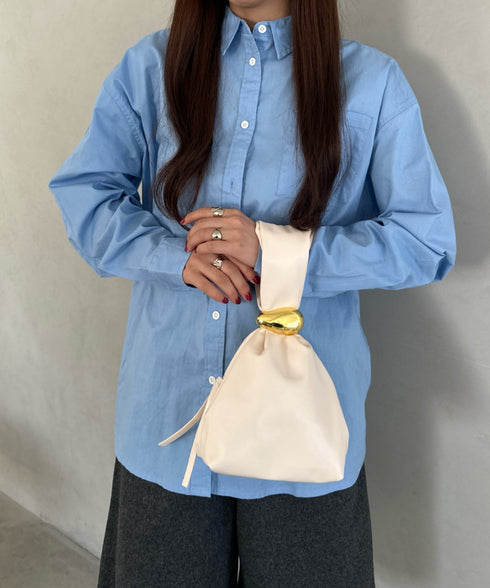 ワンポイントパーツ ワンハンドルサイドファスナーハンドバッグ オケージョンバッグ | MD1256072 | アイボリー