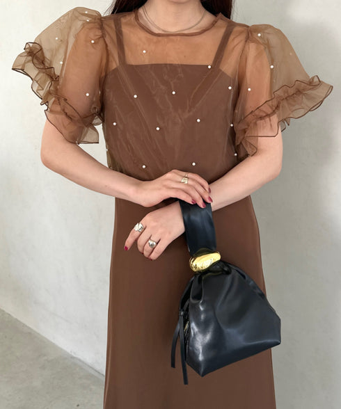 ワンポイントパーツ ワンハンドルサイドファスナーハンドバッグ オケージョンバッグ | MD1256072 | ブラック