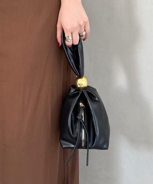 ワンポイントパーツ ワンハンドルサイドファスナーハンドバッグ オケージョンバッグ | MD1256072 | ブラック