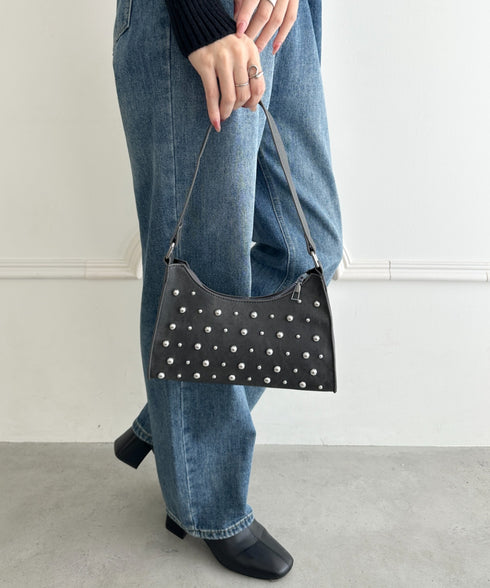 スタッズコンパクトハンドバッグ | WR1256046 | ブラック