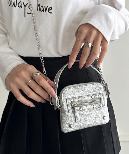 スタッズデザインPUカードケース | WR6256048 | シルバー – Outfitter lab