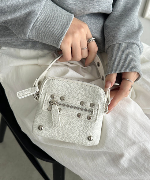 スタッズデザインPUカードケース | WR6256048 | ホワイト