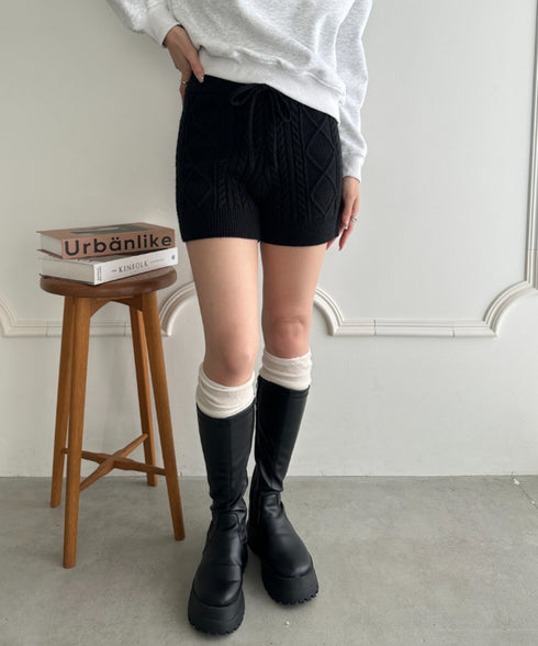 ケーブルニットショートパンツ | MD2256045 | ブラック