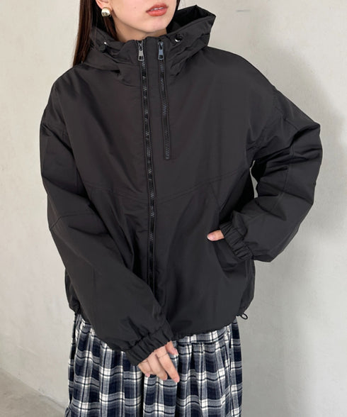 フード付きマウンテンパーカー　裏地キルティングワークアウター | MD2256052 | ブラック