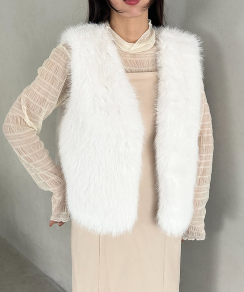 オケージョンショート丈ファーベスト | MD2256053 | ホワイト