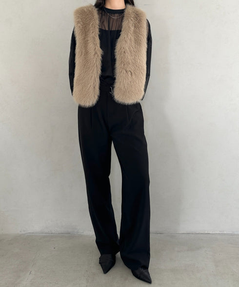 オケージョンショート丈ファーベスト | MD2256053 | ベージュ