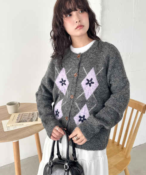 フラワー刺繍アーガイルニットカーディガン | SL2256112 | チャコールグレー