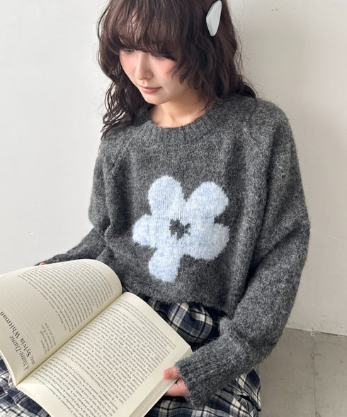 フラワーモチーフルーズニットプルオーバー | SL2254036 | チャコールグレー