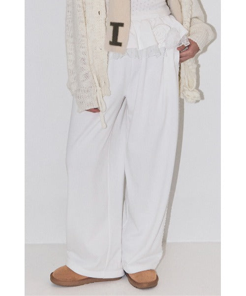 ILLIGO(イリゴ)/サイドライン ウエストフリル フェイクレイヤード ワイド ルーズ スウェットパンツ ブローチ付き/BLOOM RUFFLE LACE SWEAT PANTS | AT2254022 | ホワイト